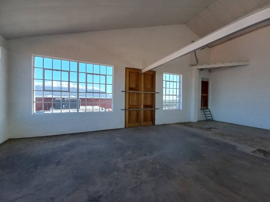 To Let commercial Property for Rent in Diep River Western Cape